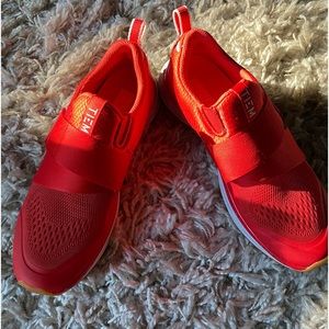 Solar Red TIEM Slipstream cycle shoes ❤️